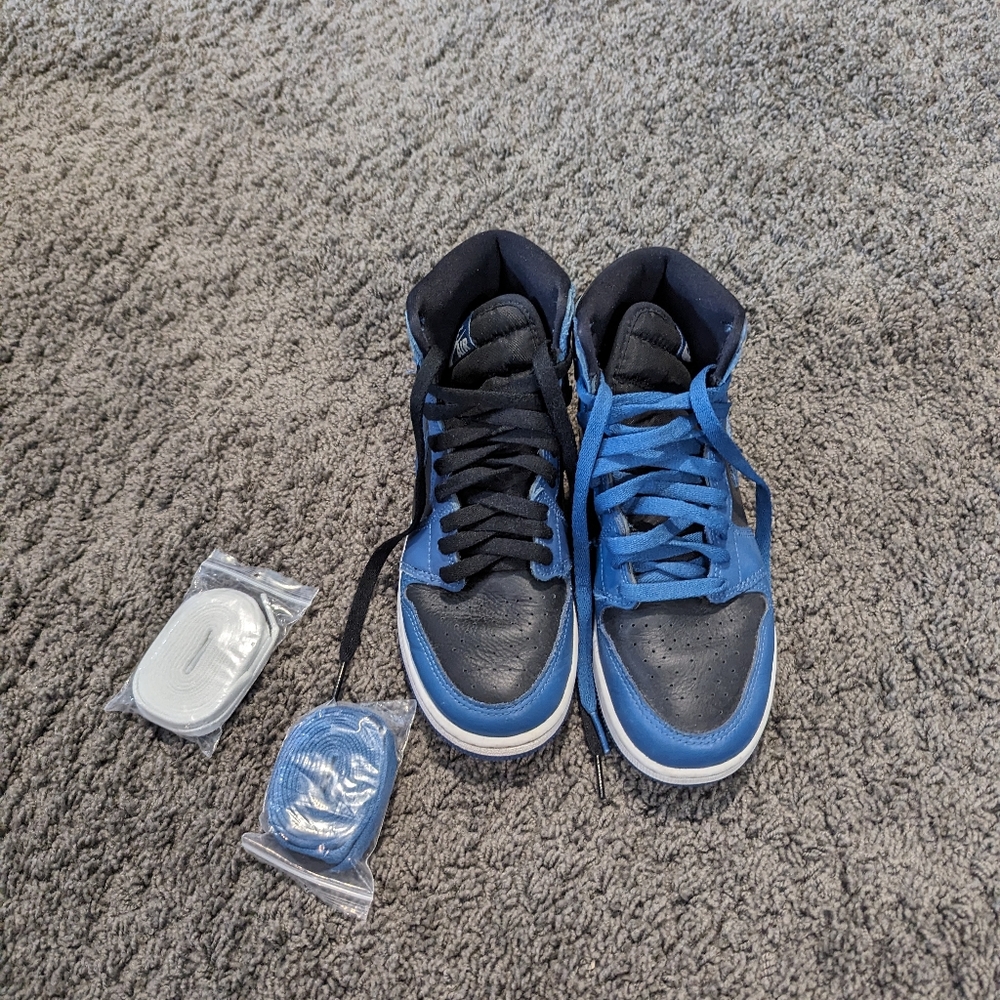 Youth Size 5 Nike Air Jordans